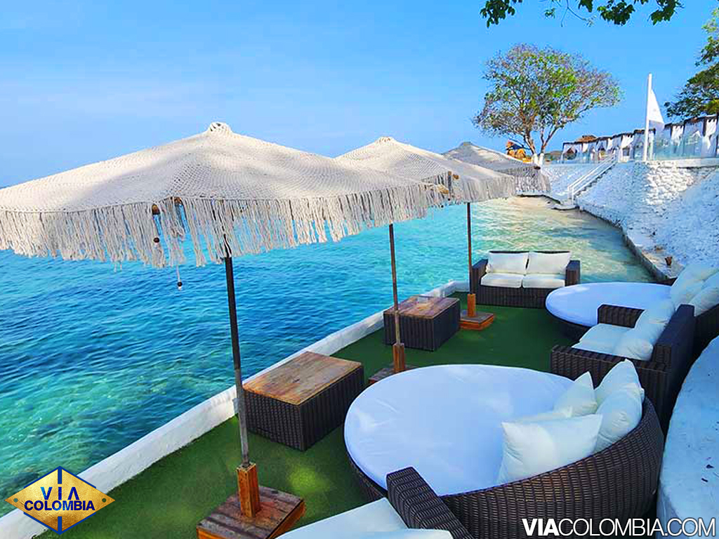 Bora Bora Beach Club VIP